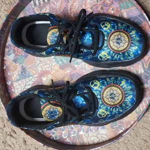 Yes We Vibe Lotus Flower Peace & Soul Sneaker Sz 9W